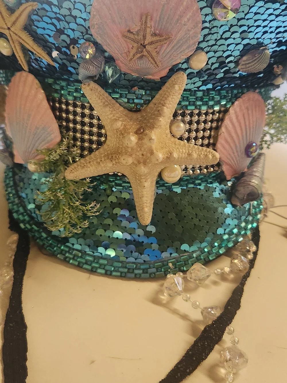 Source Unknown Turquoise Sequin Mermaid Shell Hat with Pink Accents
